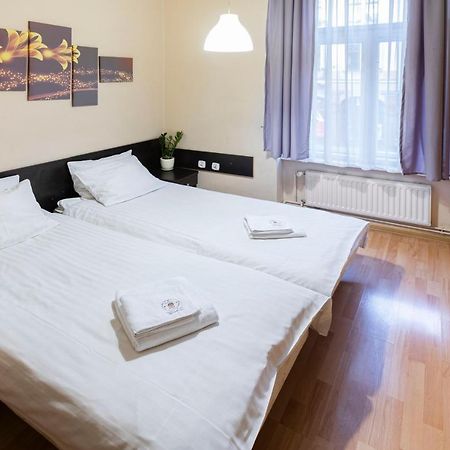 Navigator Apartments Краков Экстерьер фото
