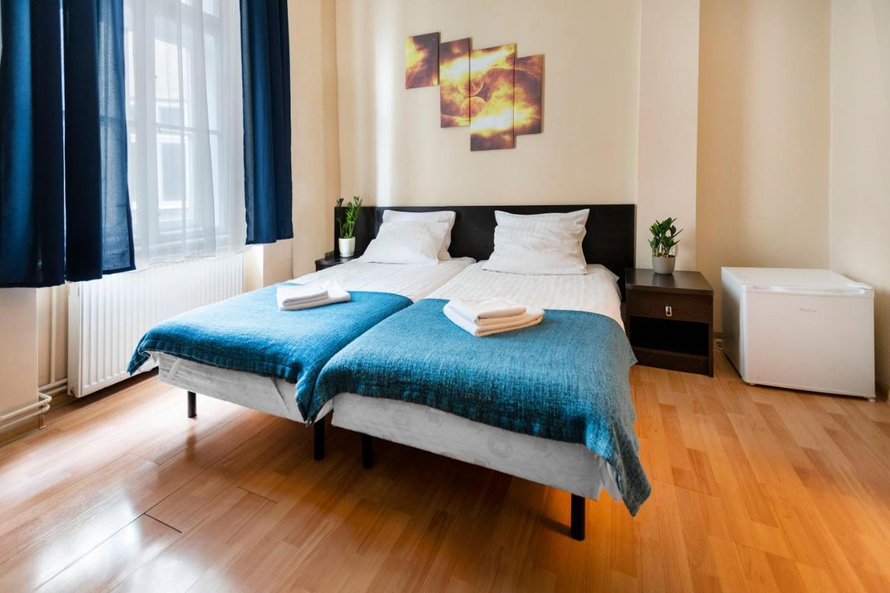 Navigator Apartments Краков Экстерьер фото